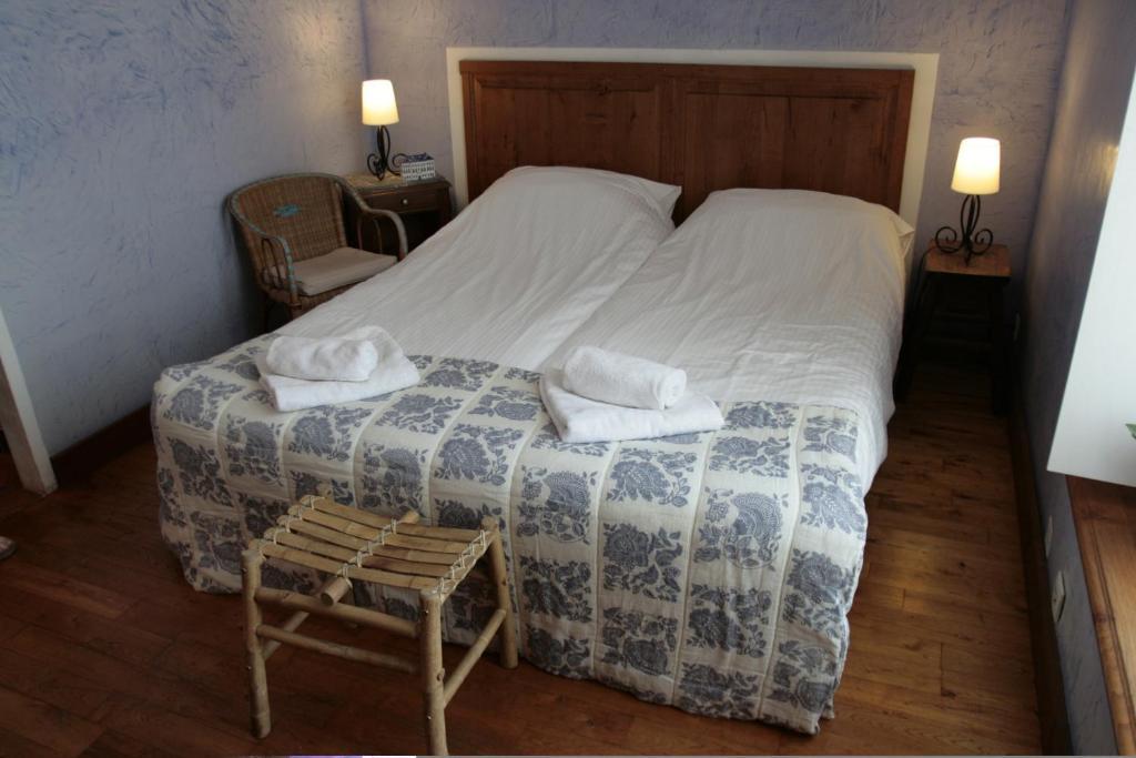 Bed and Breakfast Domaine A Marmande Berdoues Zimmer foto