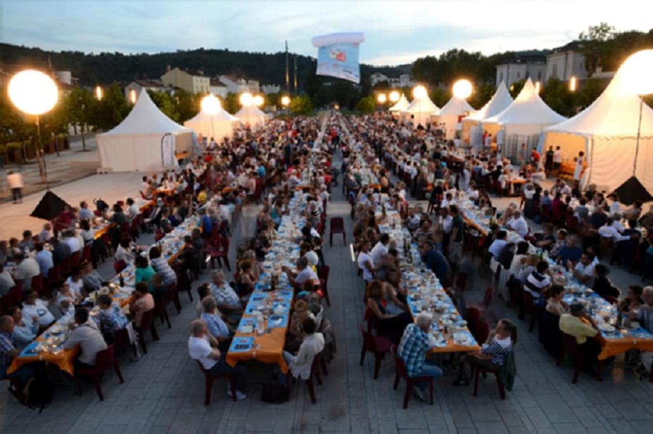 Bed and Breakfast Domaine A Marmande Berdoues Exterior foto