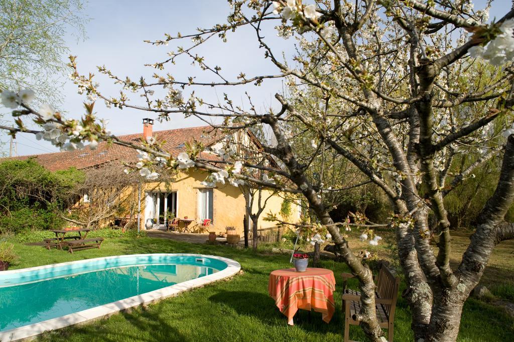 Bed and Breakfast Domaine A Marmande Berdoues Exterior foto