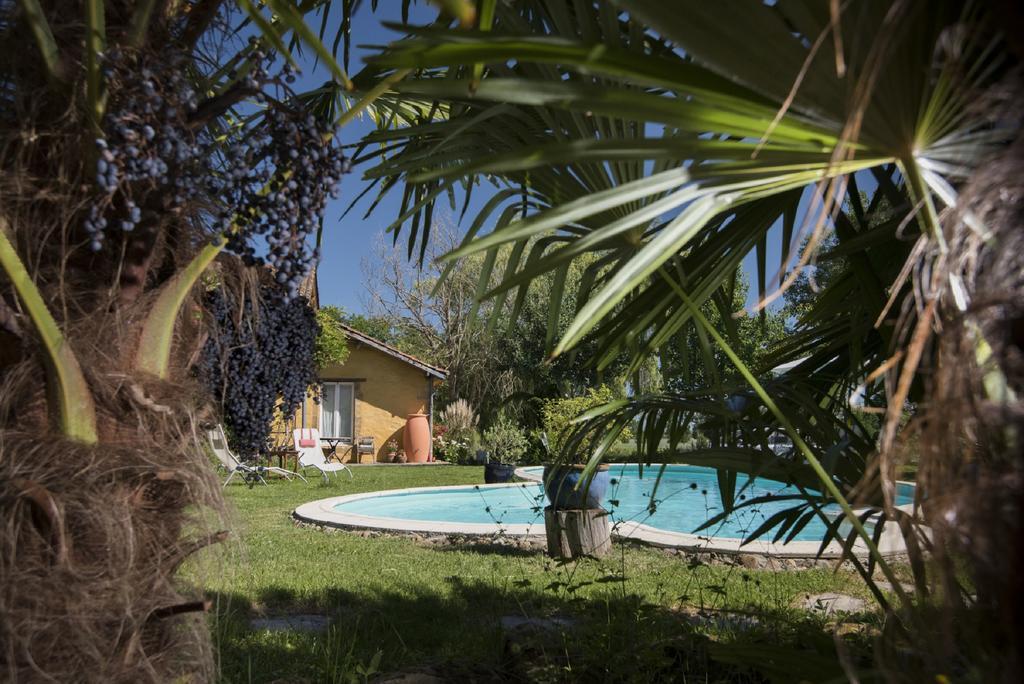 Bed and Breakfast Domaine A Marmande Berdoues Exterior foto